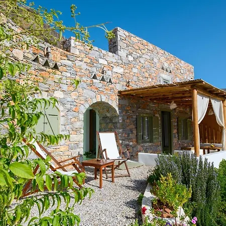 Aliori Art Caves Guest house