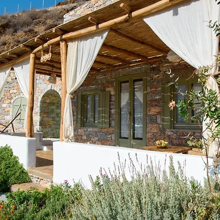 Aliori Art Caves Guest house