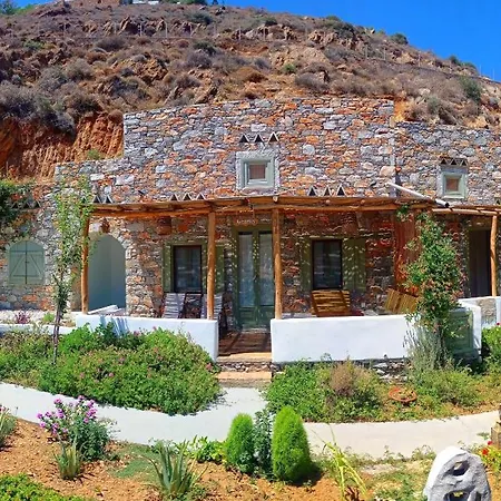 Aliori Art Caves Guest house *