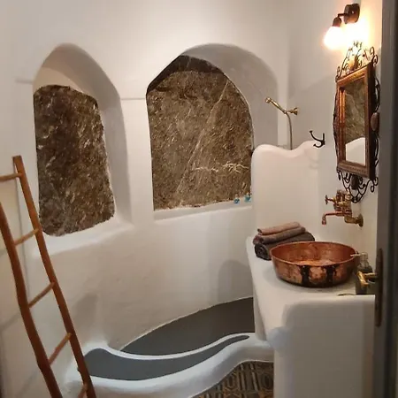 Guest house Aliori Art Caves